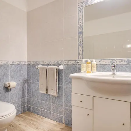 Apartamento Welcoming Oasis 500m Ac Wi-fi Pool Balcony Albufeira