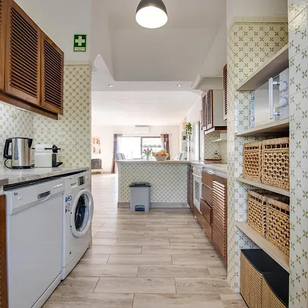 דירה Welcoming Oasis 500m Ac Wi-fi Pool Balcony אלבופיירה